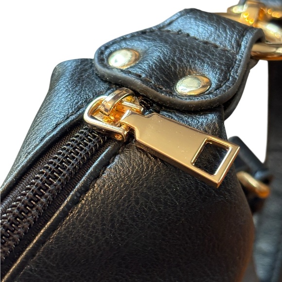 Black Faux Leather Convertible Shoulder Crossbody Bag Gold Hardware - Picture 7 of 11